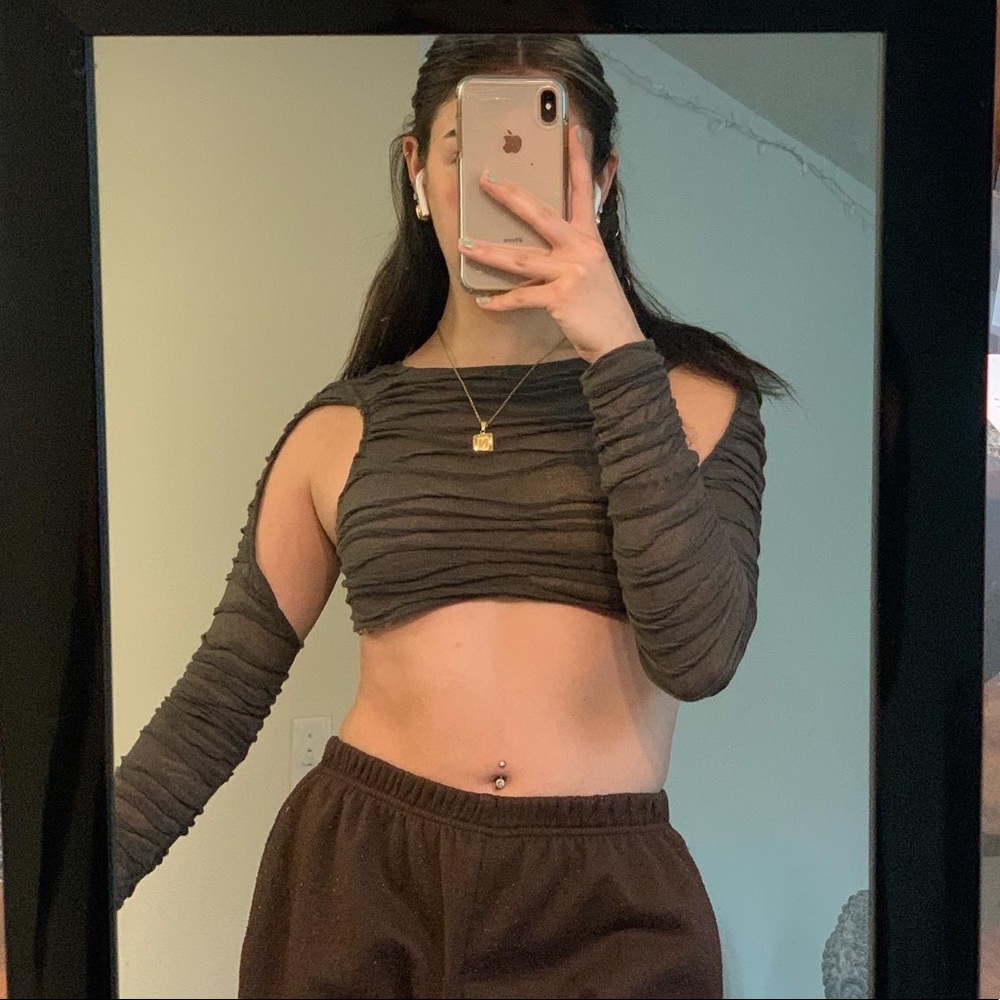 Textured cut out crop